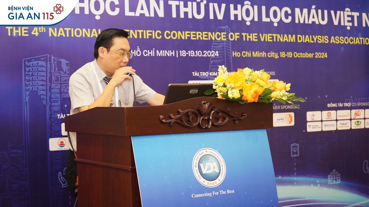 Lãnh đạo Bệnh viện Gia An 115 làm chủ tọa và báo cáo tại Hội nghị khoa học thường niên Hội Lọc máu Việt Nam