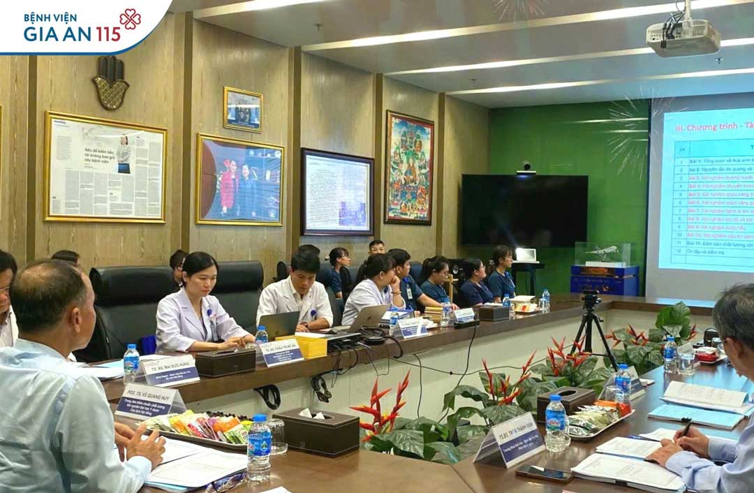 Họp hội đồng thẩm định chương trình đào tạo liên tục trong khám bệnh, chữa bệnh - Bộ môn Xét nghiệm