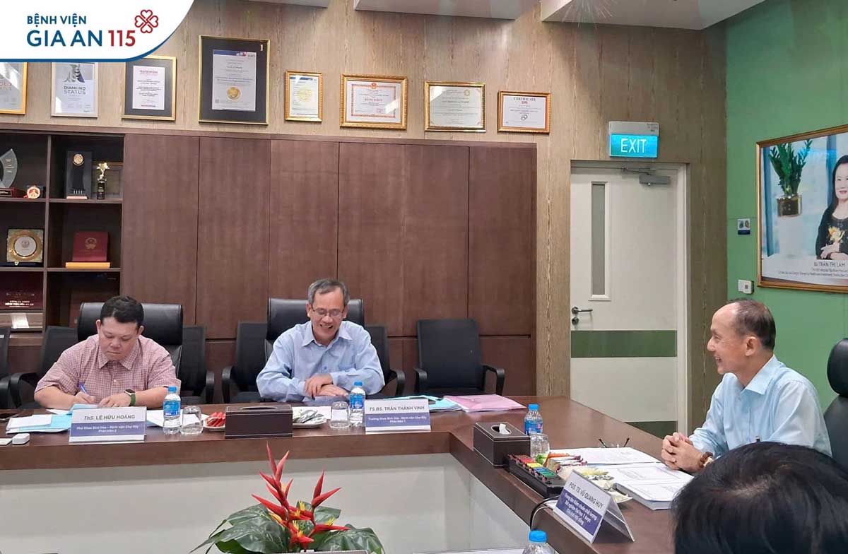 Họp hội đồng thẩm định chương trình đào tạo liên tục trong khám bệnh, chữa bệnh - Bộ môn Xét nghiệm