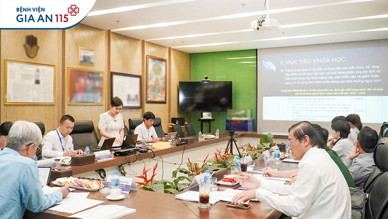 Họp hội đồng thẩm định chương trình đào tạo liên tục trong khám bệnh, chữa bệnh – Bộ môn Hồi sức cấp cứu - Chống độc