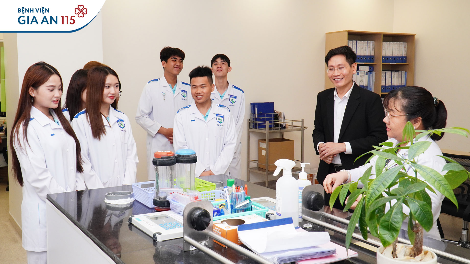 Bệnh viện Gia An 115 ký kết thỏa thuận hợp tác toàn diện với Trường Đại học Công nghệ TP.HCM 