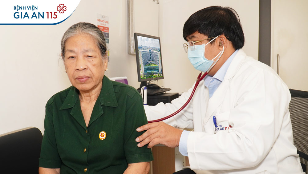Khám bệnh, xét nghiệm miễn phí cho 300 thương bệnh binh và gia đình chính sách phường An Lạc, TP.HCM