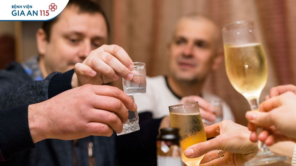 Triệu chứng men gan cao