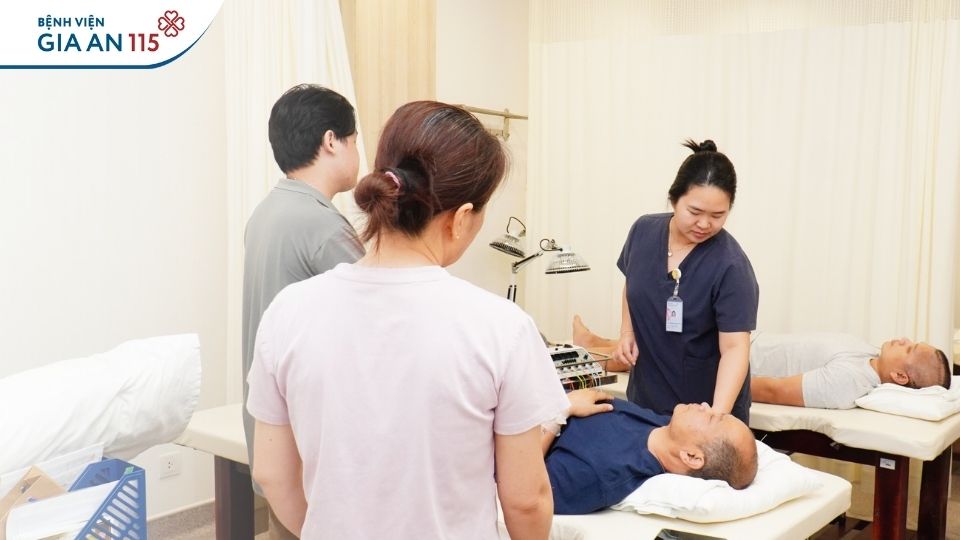 Cẩn trọng liệt dây thần kinh số 7 ngoại biên