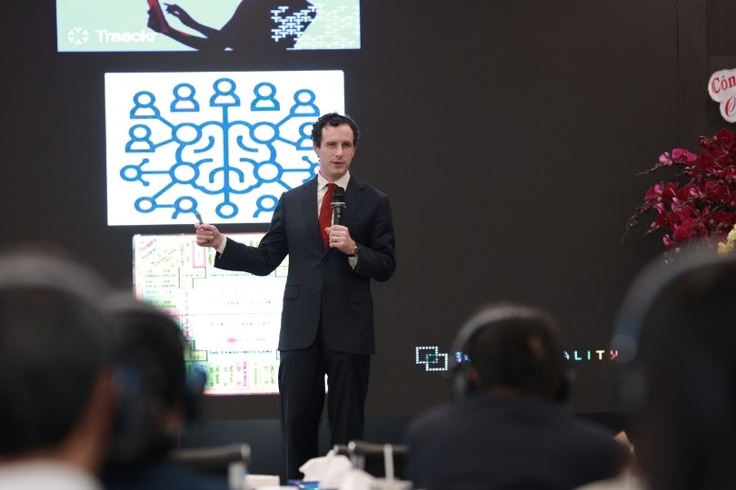 Ứng dụng công nghệ AI trong chăm sóc sức khỏe thể chất và tinh thần