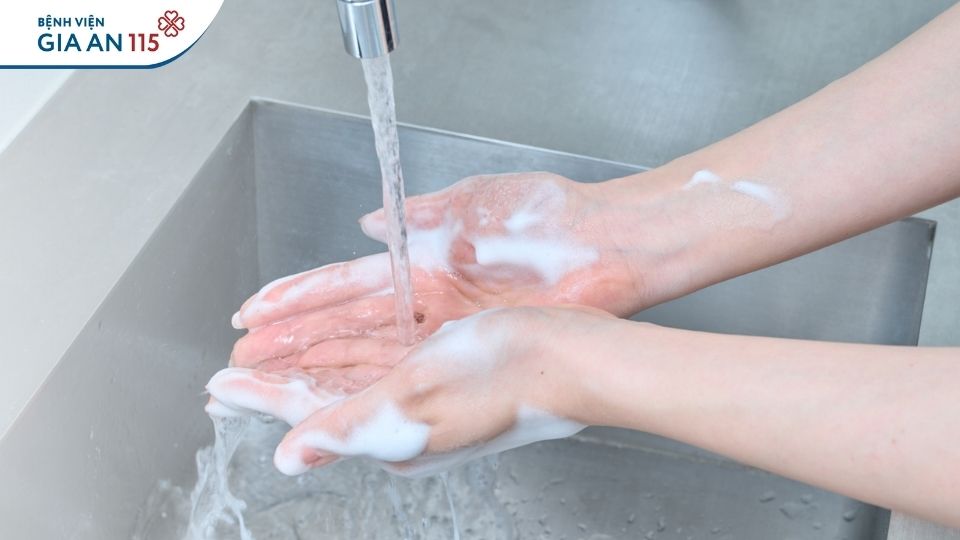 Thuốc nhỏ mắt Ofloxacin 