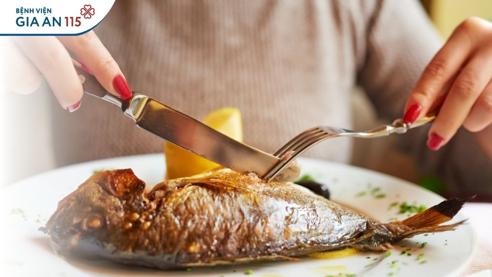 Vì sao thường xuyên ăn cá nhưng vẫn thiếu omega-3