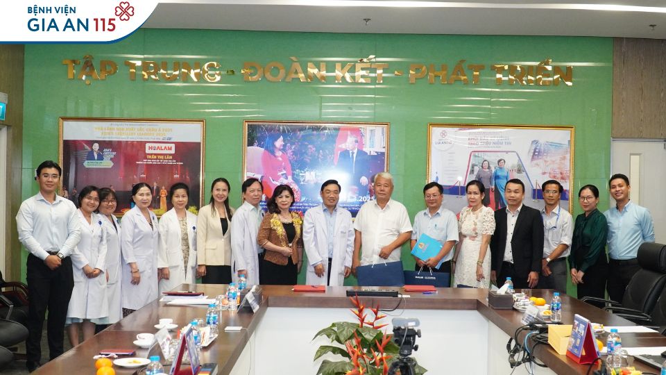 ký kết MOU với Liên đoàn Lao động TP.HCM