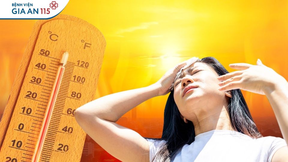 Tắm nhiều lần trong ngày khi nắng nóng: Lợi hay hại?