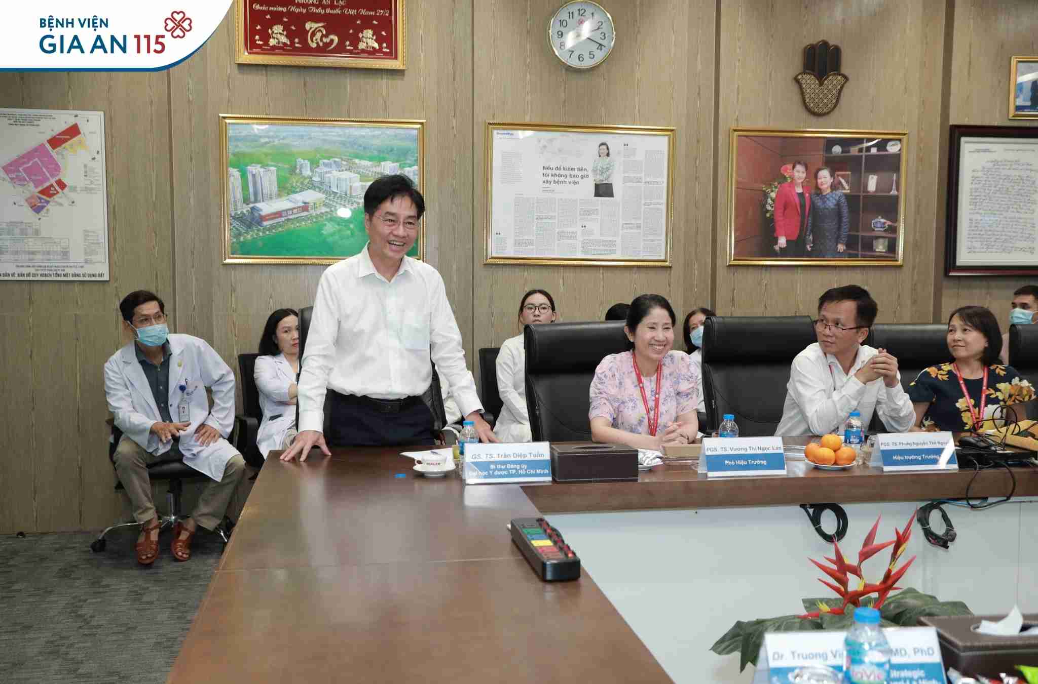 Bệnh viện Gia An 115 làm việc với Đoàn công tác Đại học Y Dược TP.HCM