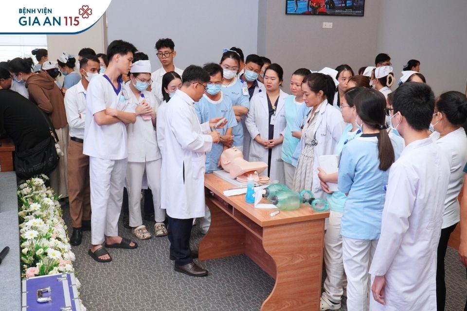 đào tạo cấp cứu ngừng tuần hoàn – hô hấp 
