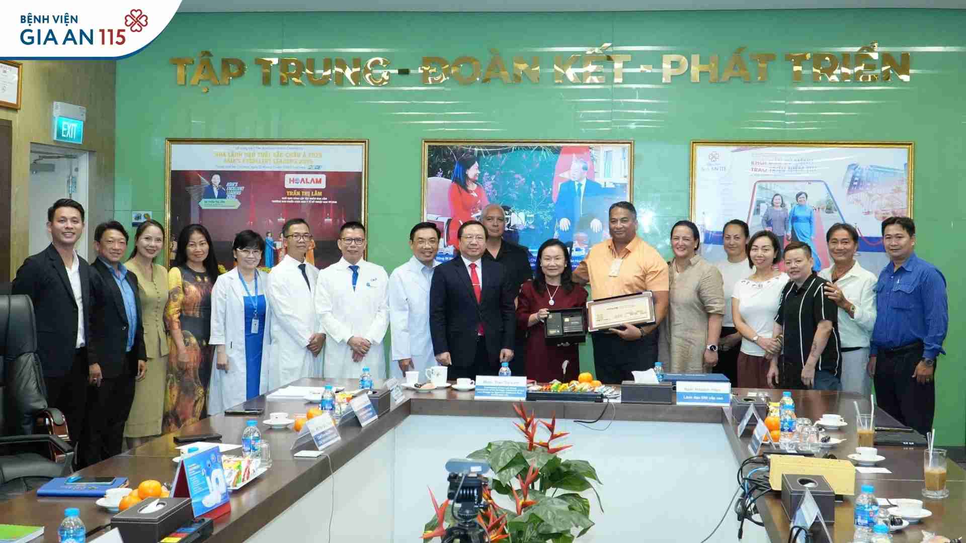 Bệnh viện Gia An 115 tiếp đón đoàn New Zealand đến tham quan, trao đổi cơ hội hợp tác