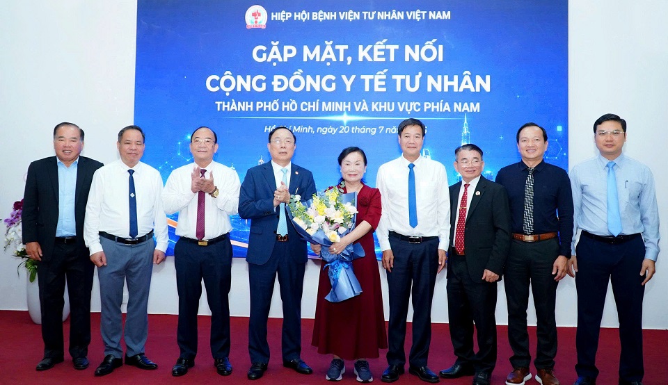 Kết nối sức mạnh y tế tư nhân phía Nam: Madam Trần Thị Lâm giữ vai trò Chủ tịch Chi hội