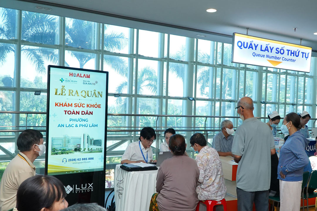 Nhiều người dân TP.HCM được khám sức khỏe miễn phí tại các bệnh viện đạt chuẩn quốc tế AACI (Hoa Kỳ)